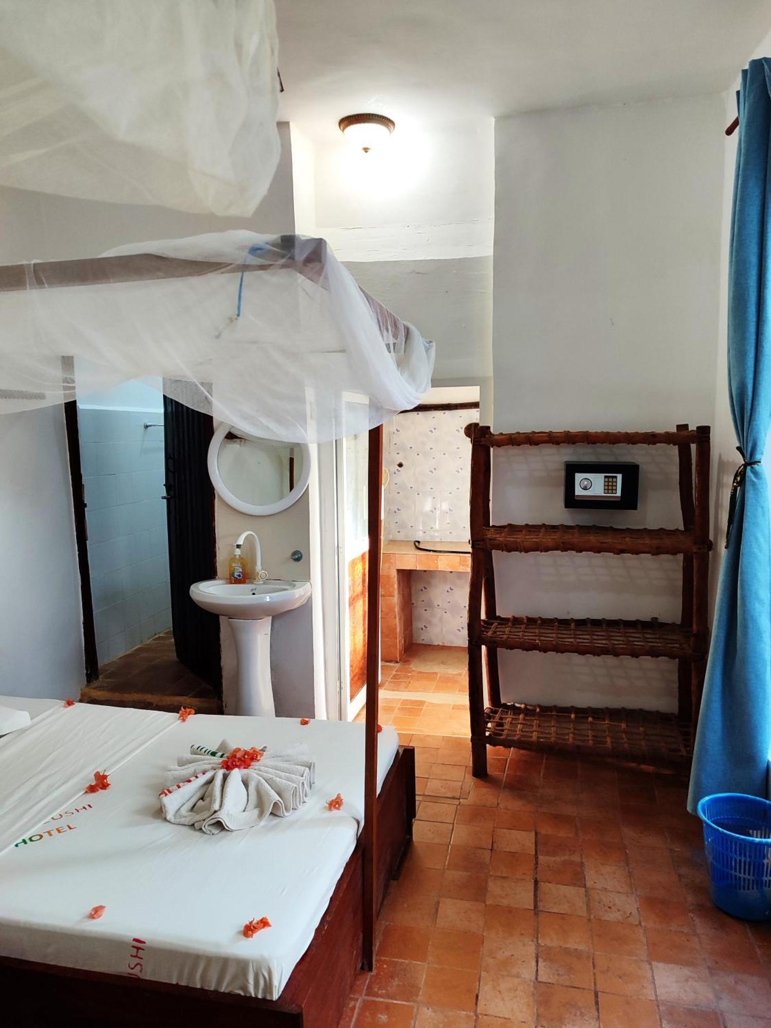 Homeland Swahili Lodge Nungwi Backpacker Apartments Budget 外观 照片